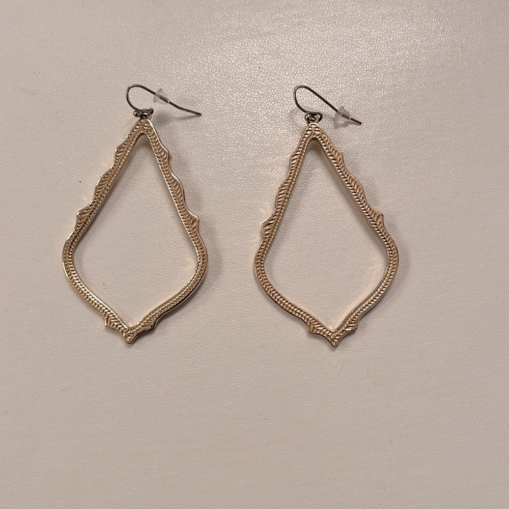 Sophee Drop Earrings in Gold